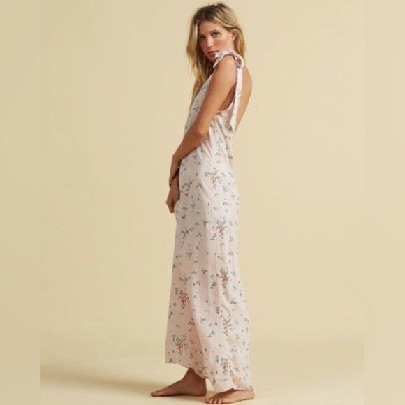 Billabong x The Salty Blonde Beach Party Maxi Dress - Picture 2 of 11